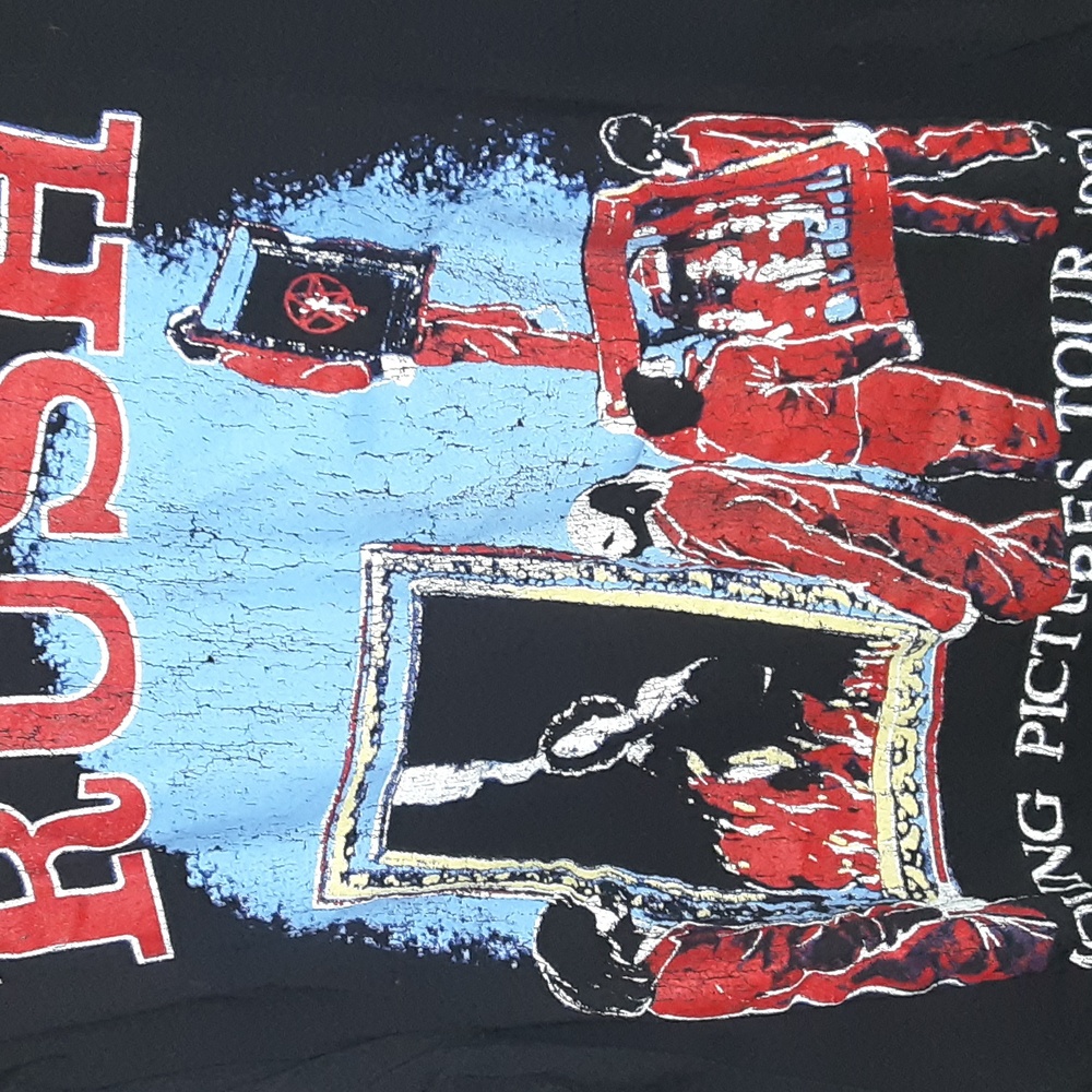 Black Graphic Tee - Short Sleeve